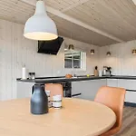 Lovely In Bjert With Kitchen * Binderup Strand